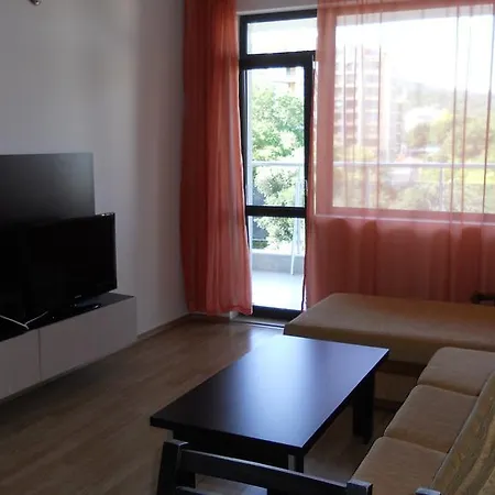 Apartman Evergreen Yalta Aranyhomok